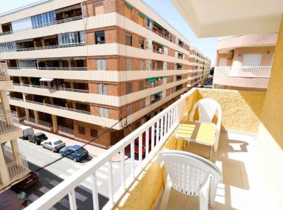 Appartement · Herverkoop - Torrevieja · Acequion · Alicante · Spanje