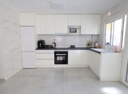 Appartement · Herverkoop - Torrevieja · Acequion · Alicante · Spanje