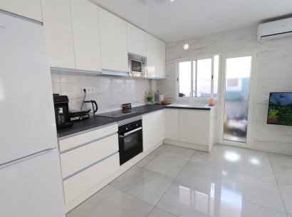 Appartement · Herverkoop - Torrevieja · Acequion · Alicante · Spanje