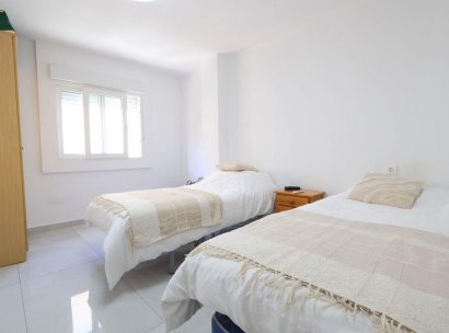 Appartement · Herverkoop - Torrevieja · Acequion · Alicante · Spanje