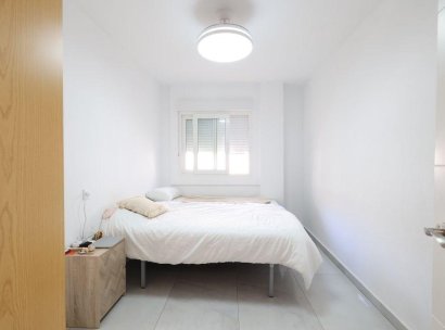 Appartement · Herverkoop - Torrevieja · Acequion · Alicante · Spanje