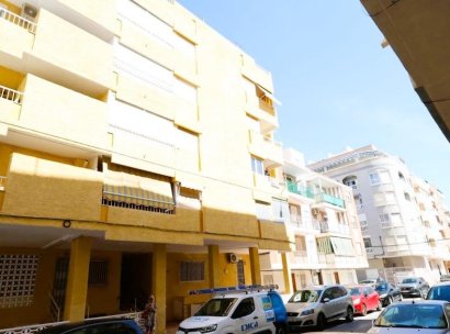 Appartement · Herverkoop - Torrevieja · Acequion · Alicante · Spanje