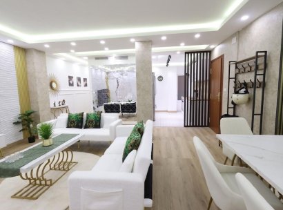 Appartement · Herverkoop - Torrevieja · Centro · Alicante · Spanje