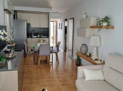Appartement · Herverkoop - Torrevieja · La Veleta · Alicante · Spanje