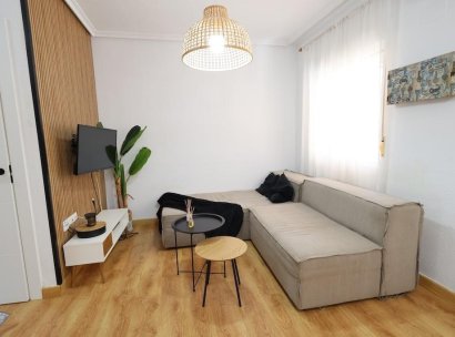 Twee-onder-een-kapwoning · Herverkoop - Orihuela Costa · La Zenia · Alicante · Spanje