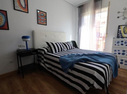 Twee-onder-een-kapwoning · Herverkoop - Orihuela Costa · La Zenia · Alicante · Spanje