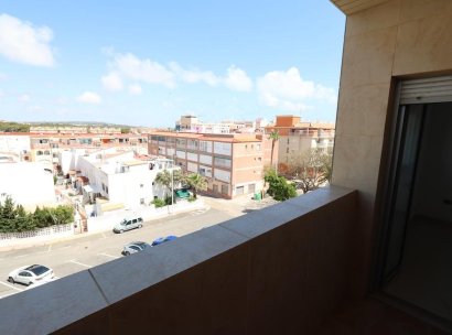 Appartement · Herverkoop - Torrevieja · La Mata pueblo · Alicante · Spanje