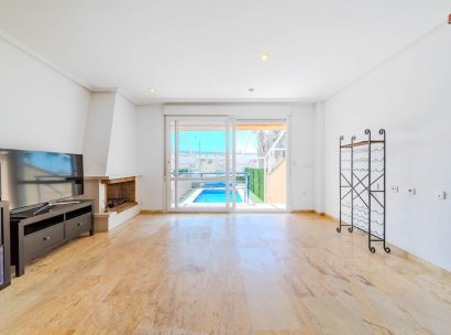 Twee-onder-een-kapwoning · Herverkoop - Orihuela Costa · Campoamor · Alicante · Spanje