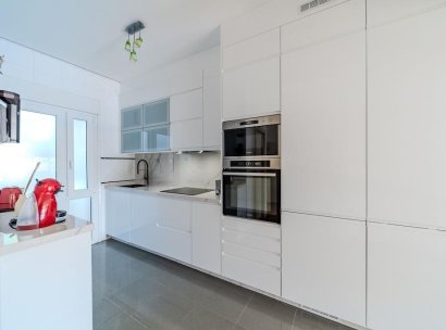 Twee-onder-een-kapwoning · Herverkoop - Orihuela Costa · Campoamor · Alicante · Spanje