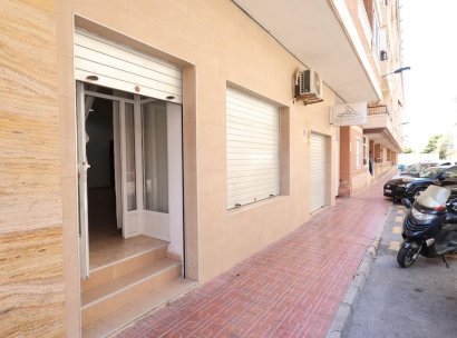 Bedrijfsruimte · Herverkoop - Torrevieja · Centro · Alicante · Spanje