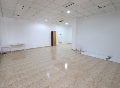 Bedrijfsruimte · Herverkoop - Torrevieja · Centro · Alicante · Spanje