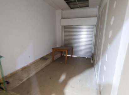 Bedrijfsruimte · Herverkoop - Torrevieja · Centro · Alicante · Spanje