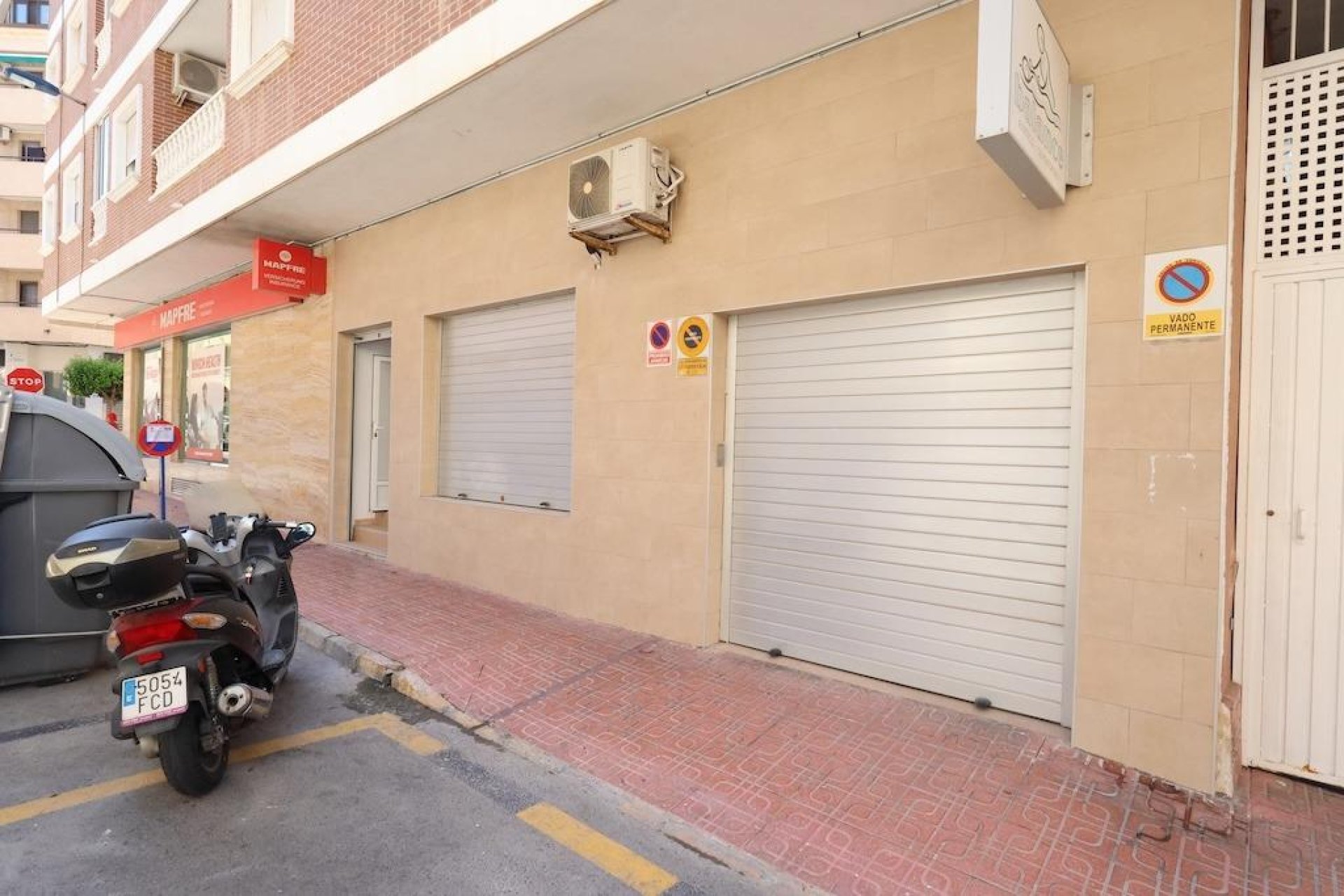 Herverkoop - Bedrijfsruimte - Torrevieja - Costa Blanca South