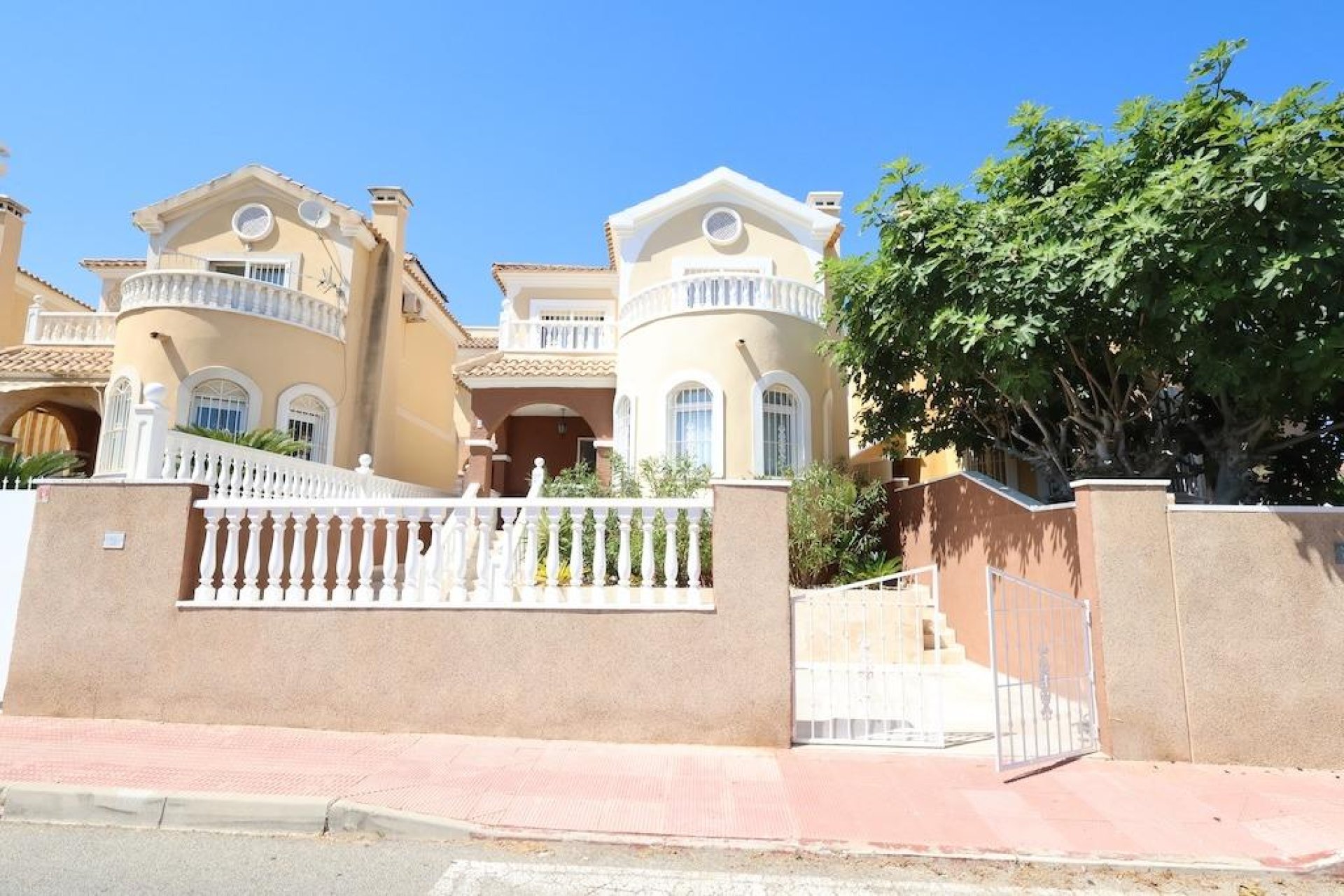 Herverkoop - Villa - Orihuela Costa - Costa Blanca South