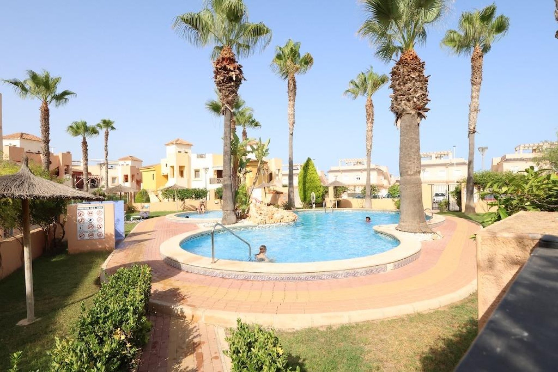 Återförsäljning - Bungalow på övre våningen - Orihuela Costa - Costa Blanca South