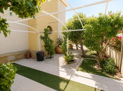 Appartement · Herverkoop - Orihuela Costa · Lomas de Cabo Roig · Alicante · Spanje