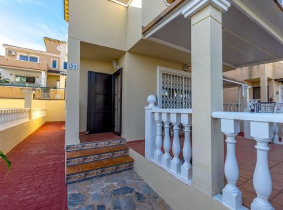 Haus · Wiederverkauf - Orihuela Costa · Las Filipinas · Alicante · Spanien