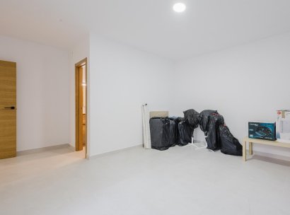Villa · Herverkoop - Algorfa · Campo de Golf - Algorfa · Alicante · Spanje