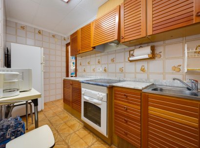 Appartement · Herverkoop - Torrevieja · Playa del Acequión · Alicante · Spanje