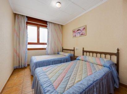 Appartement · Herverkoop - Torrevieja · Playa del Acequión · Alicante · Spanje