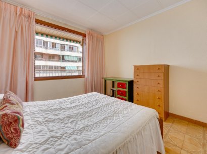 Appartement · Herverkoop - Torrevieja · Playa del Acequión · Alicante · Spanje