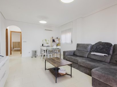 Chalet · Wiederverkauf - Torrevieja · Aguas Nuevas · Alicante · Spanien