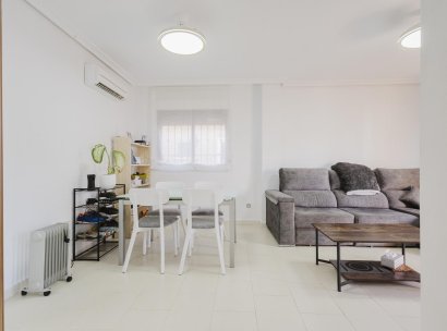 Chalet · Wiederverkauf - Torrevieja · Aguas Nuevas · Alicante · Spanien