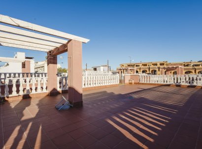 Chalet · Wiederverkauf - Torrevieja · Aguas Nuevas · Alicante · Spanien