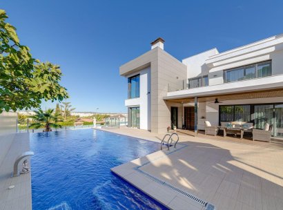 Villa · Herverkoop - Torrevieja · Los Balcones · Alicante · Spanje