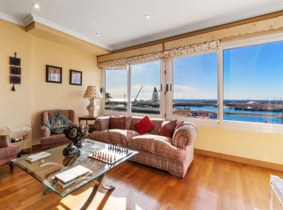 Appartement · Herverkoop - Torrevieja · CLUB NAUTICO TORREVIEJA · Alicante · Spanje