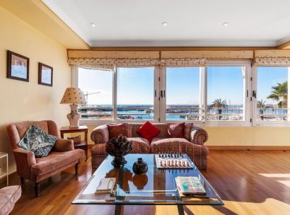 Appartement · Herverkoop - Torrevieja · CLUB NAUTICO TORREVIEJA · Alicante · Spanje