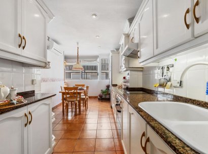 Appartement · Herverkoop - Torrevieja · CLUB NAUTICO TORREVIEJA · Alicante · Spanje