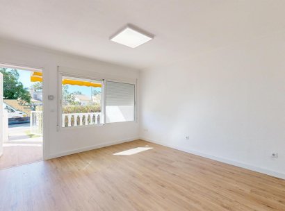 Bungalow · Herverkoop - Orihuela Costa · Villamartín · Alicante · Spanje