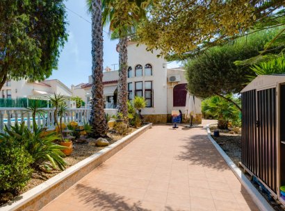 Villa · Herverkoop - La Marina · Alicante · Spanje