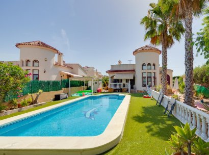 Villa · Herverkoop - La Marina · Alicante · Spanje