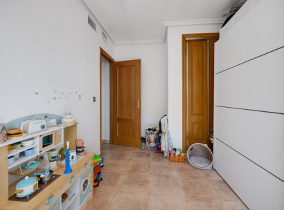 Villa · Herverkoop - La Marina · Alicante · Spanje