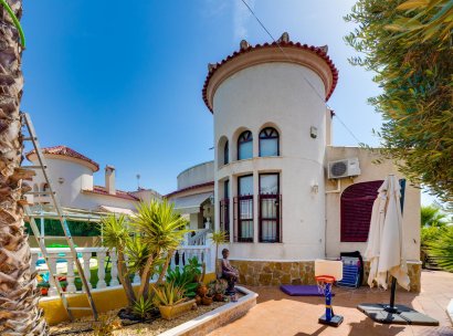 Villa · Herverkoop - La Marina · Alicante · Spanje
