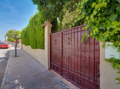 Villa · Herverkoop - La Marina · Alicante · Spanje