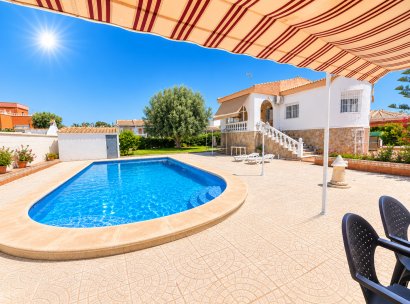 Villa · Herverkoop - Torrevieja · La siesta · Alicante · Spanje