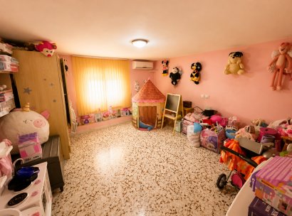 Villa · Herverkoop - Torrevieja · La siesta · Alicante · Spanje