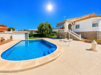 Villa · Herverkoop - Torrevieja · La siesta · Alicante · Spanje