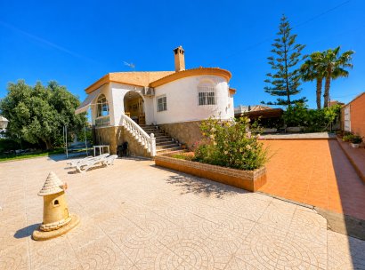 Villa · Herverkoop - Torrevieja · La siesta · Alicante · Spanje
