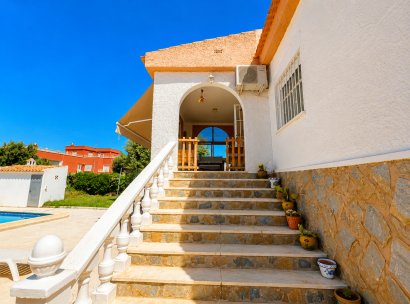Villa · Herverkoop - Torrevieja · La siesta · Alicante · Spanje