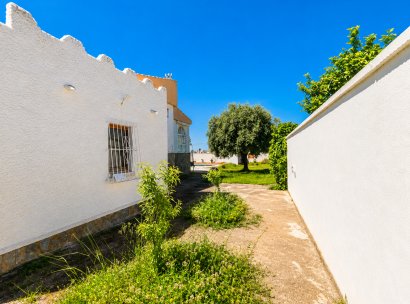 Villa · Herverkoop - Torrevieja · La siesta · Alicante · Spanje