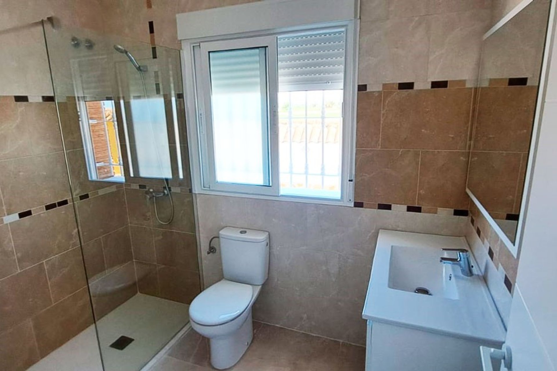 Resale - Finca - Catral