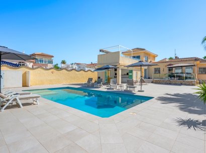 Villa · Herverkoop - Ciudad Quesada - Rojales · Alicante · Spanje