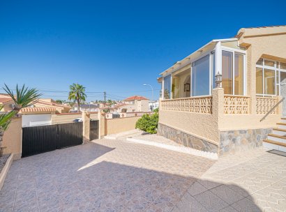 Villa · Wiederverkauf - Ciudad Quesada - Rojales · Alicante · Spanien