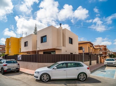 Villa · Herverkoop - Santiago de la Ribera · Murcia · Spanje