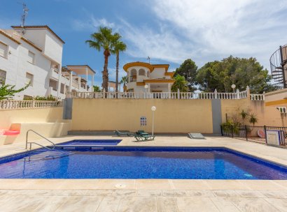 Appartement · Herverkoop - Orihuela Costa · Villamartín · Alicante · Spanje