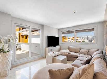 Appartement · Herverkoop - Torrevieja · Punta Prima · Alicante · Spanje